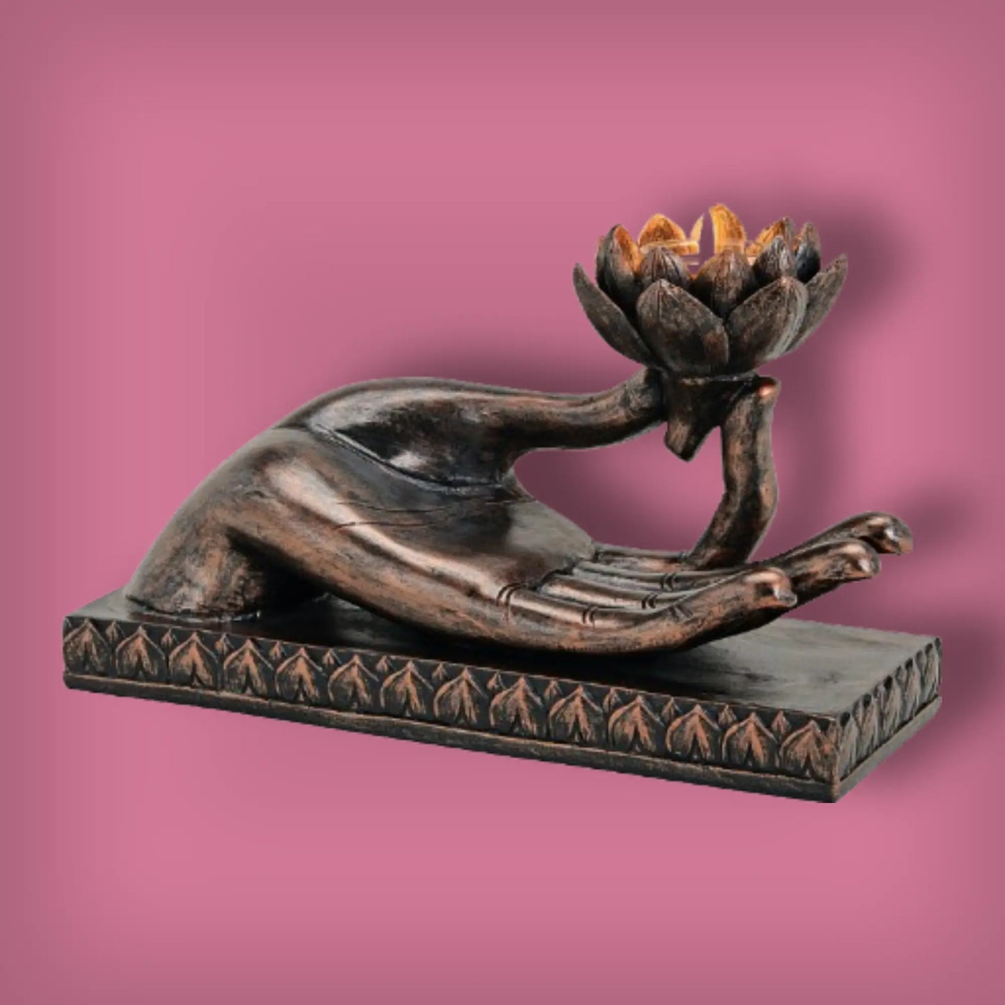 Buddha Hand mit Teelichthalter