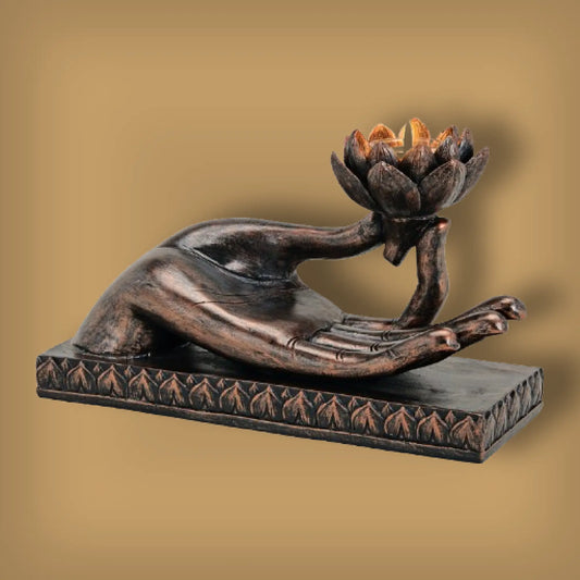 Buddha Hand mit Teelichthalter